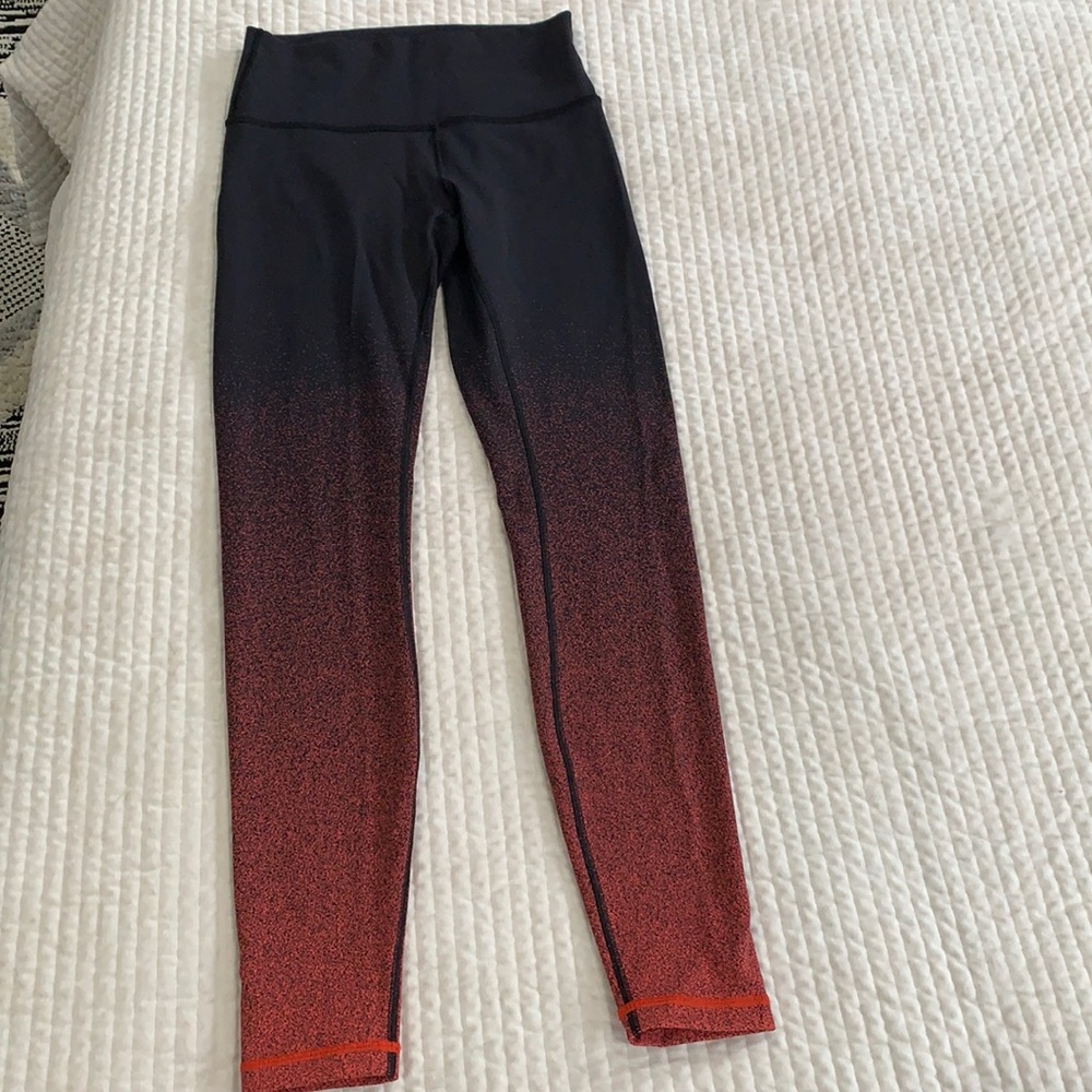 Lululemon wonder under